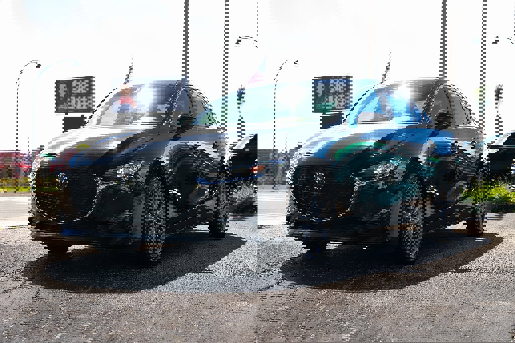 Used 2021 MAZDA MAZDA3 s image 4