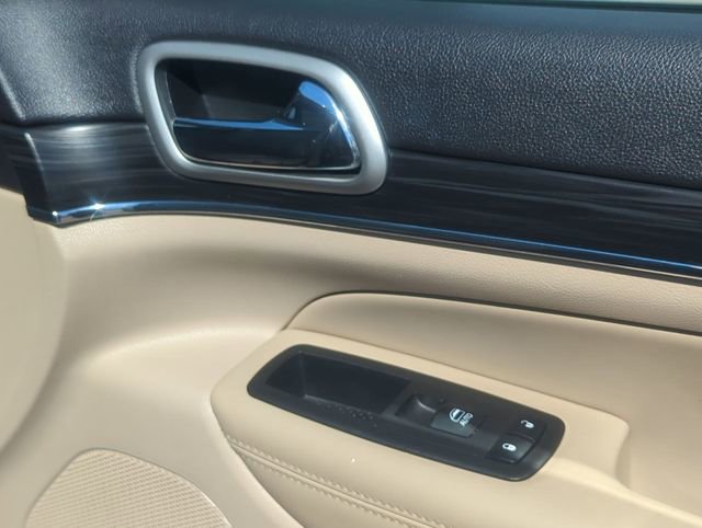 Used 2019 Jeep Grand Cherokee Limited AWD/4WD image 29