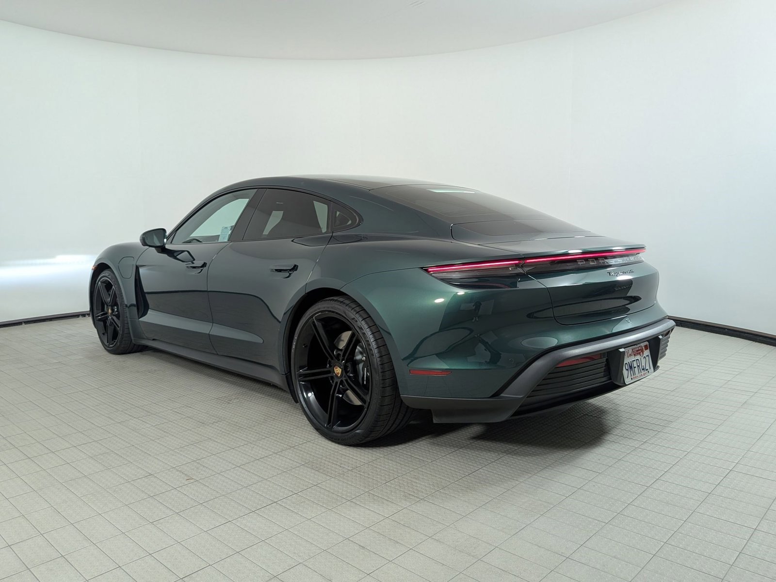 Certified 2024 Porsche Taycan 4S AWD/4WD image 3