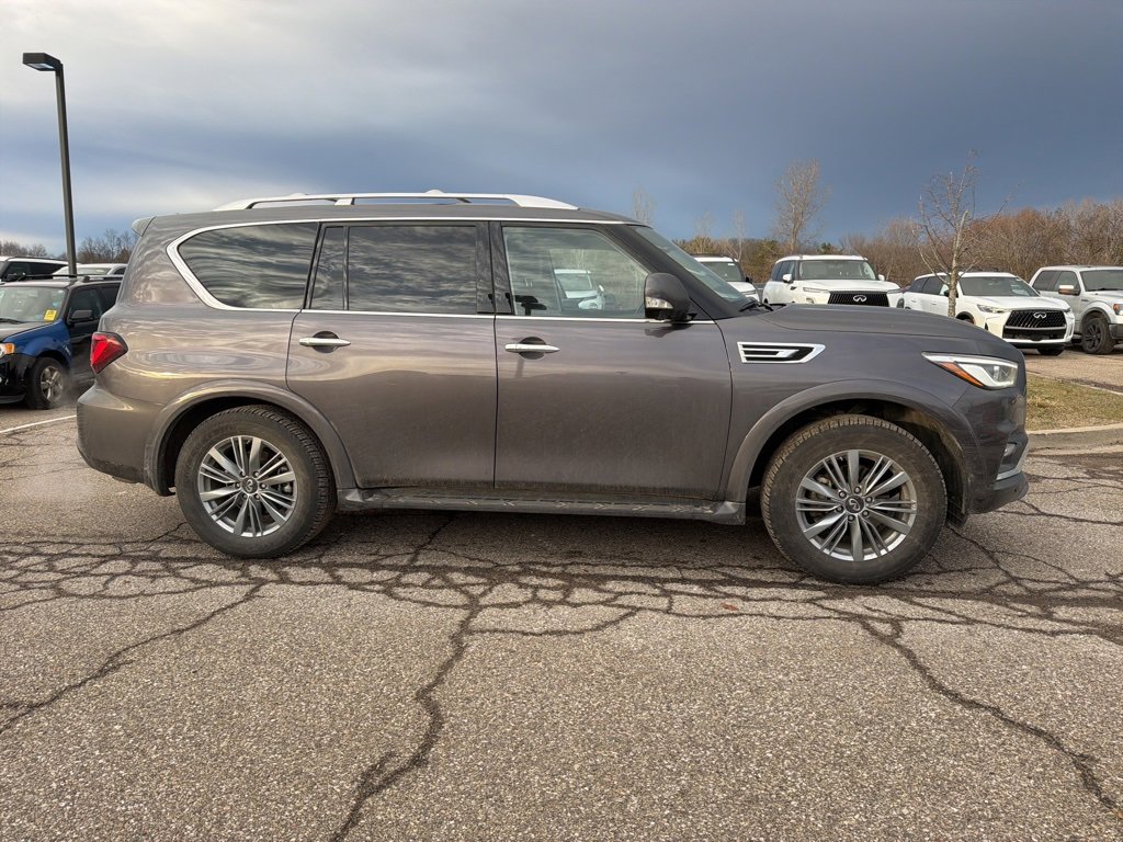 Used 2022 INFINITI QX80 Luxe w/ Cargo Package image 4