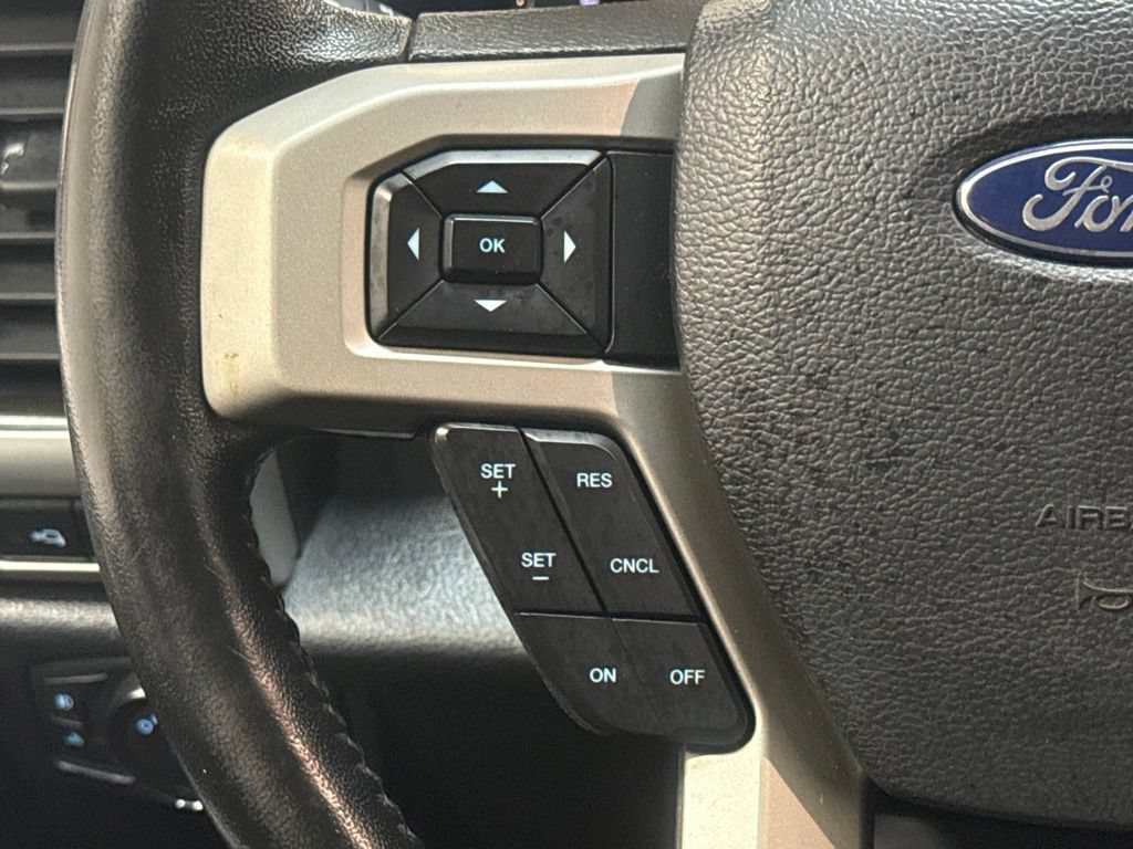 Used 2019 Ford F250 Lariat w/ Lariat Value Package AWD/4WD image 14