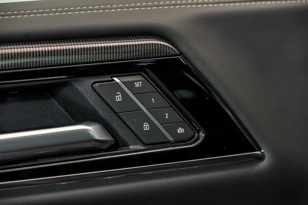 New 2026 GMC Yukon Elevation w/ Elevation Premium Package AWD/4WD image 6