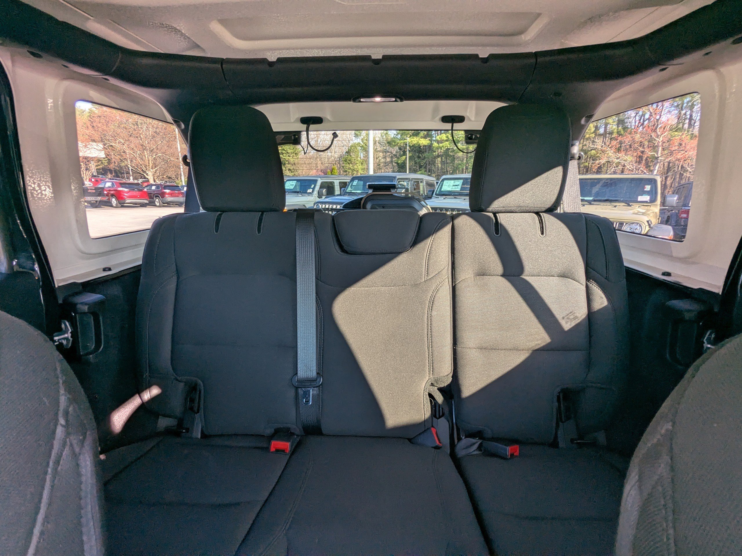 Used 2020 Jeep Wrangler Unlimited Sport S image 15