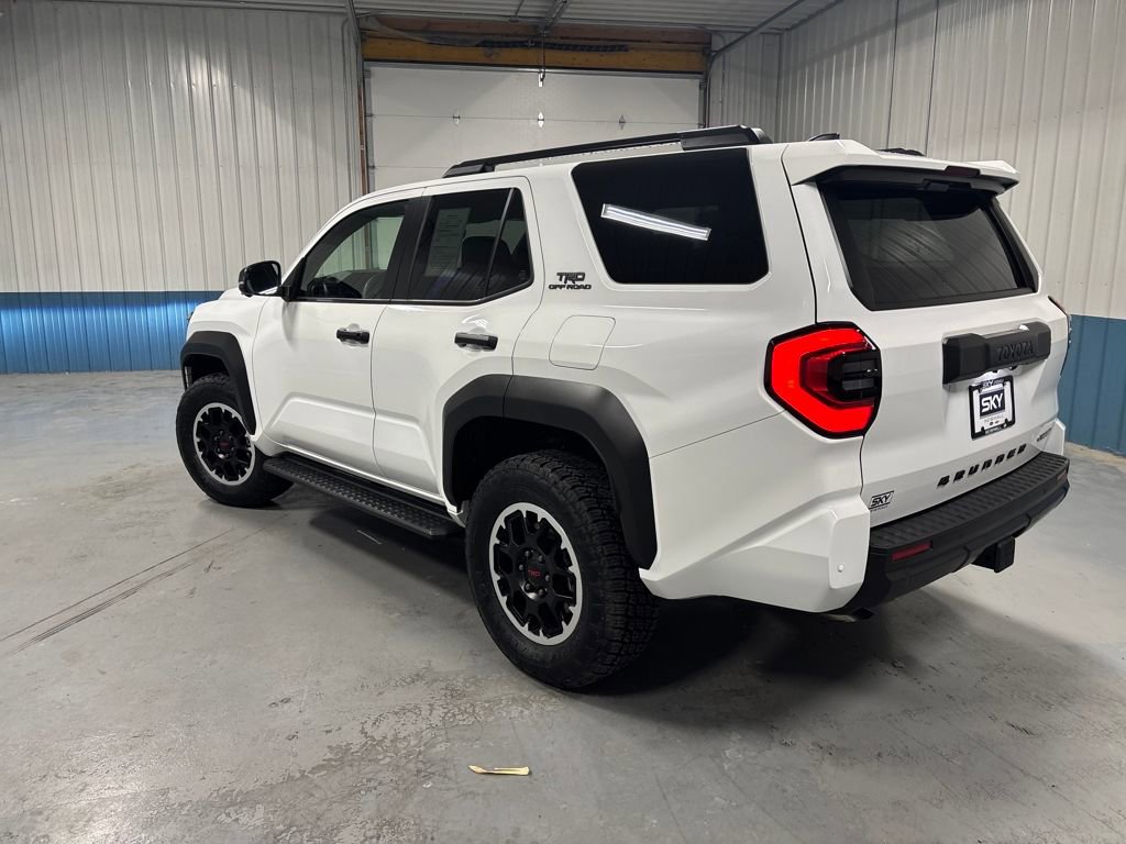 Used 2025 Toyota 4Runner Limited image 3
