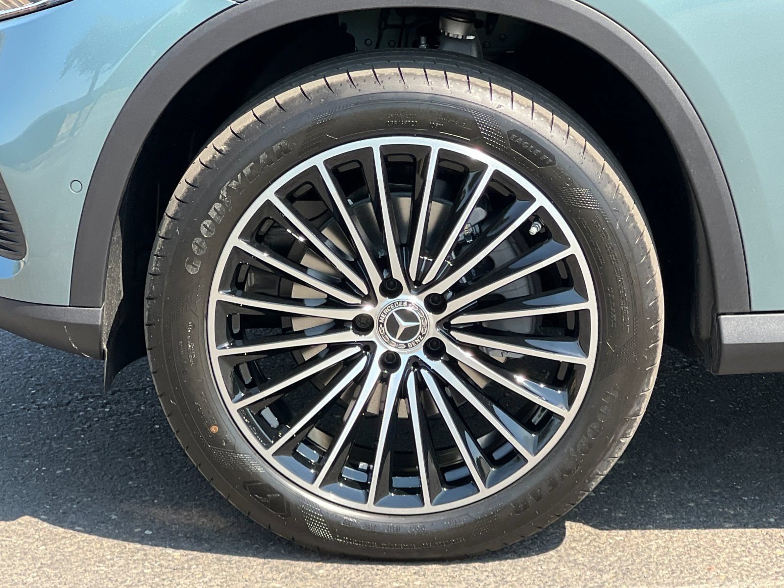 New 2026 Mercedes-Benz GLC 300 4MATIC image 25