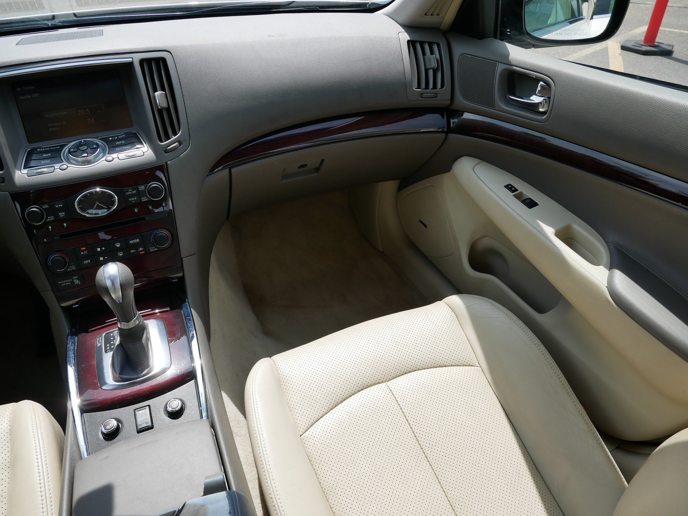 Used 2010 INFINITI G37 x Sedan w/ Premium Pkg AWD/4WD image 11