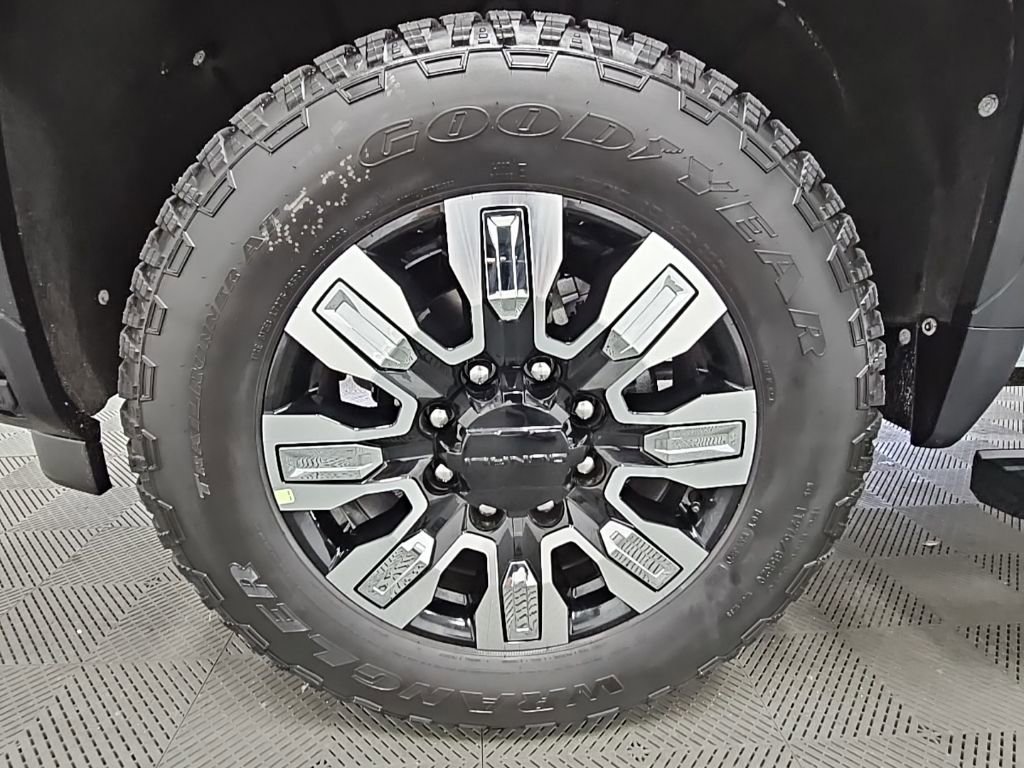 New 2026 GMC Sierra 2500 Denali w/ Denali Reserve Package image 45