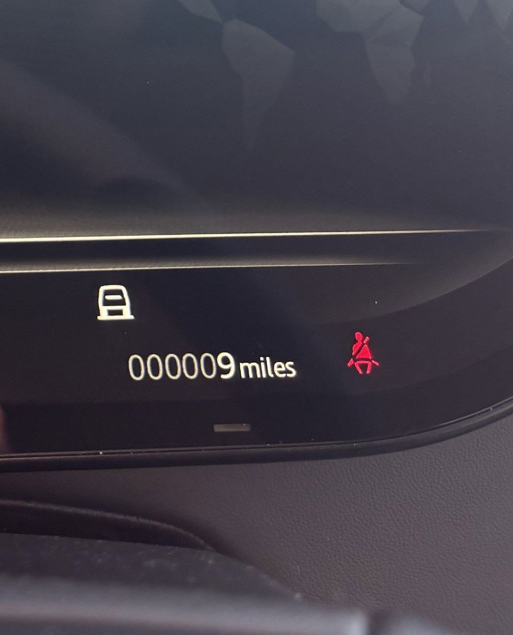 New 2026 Land Rover Range Rover Long Wheelbase SE image 9