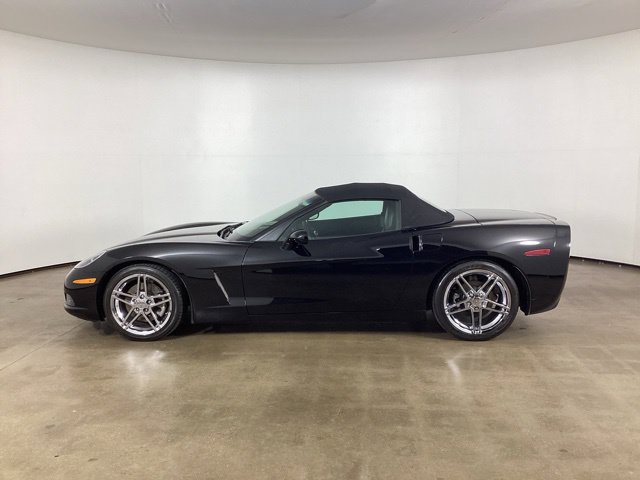 Used 2008 Chevrolet Corvette Convertible w/ Preferred Equipment Group RWD image 8