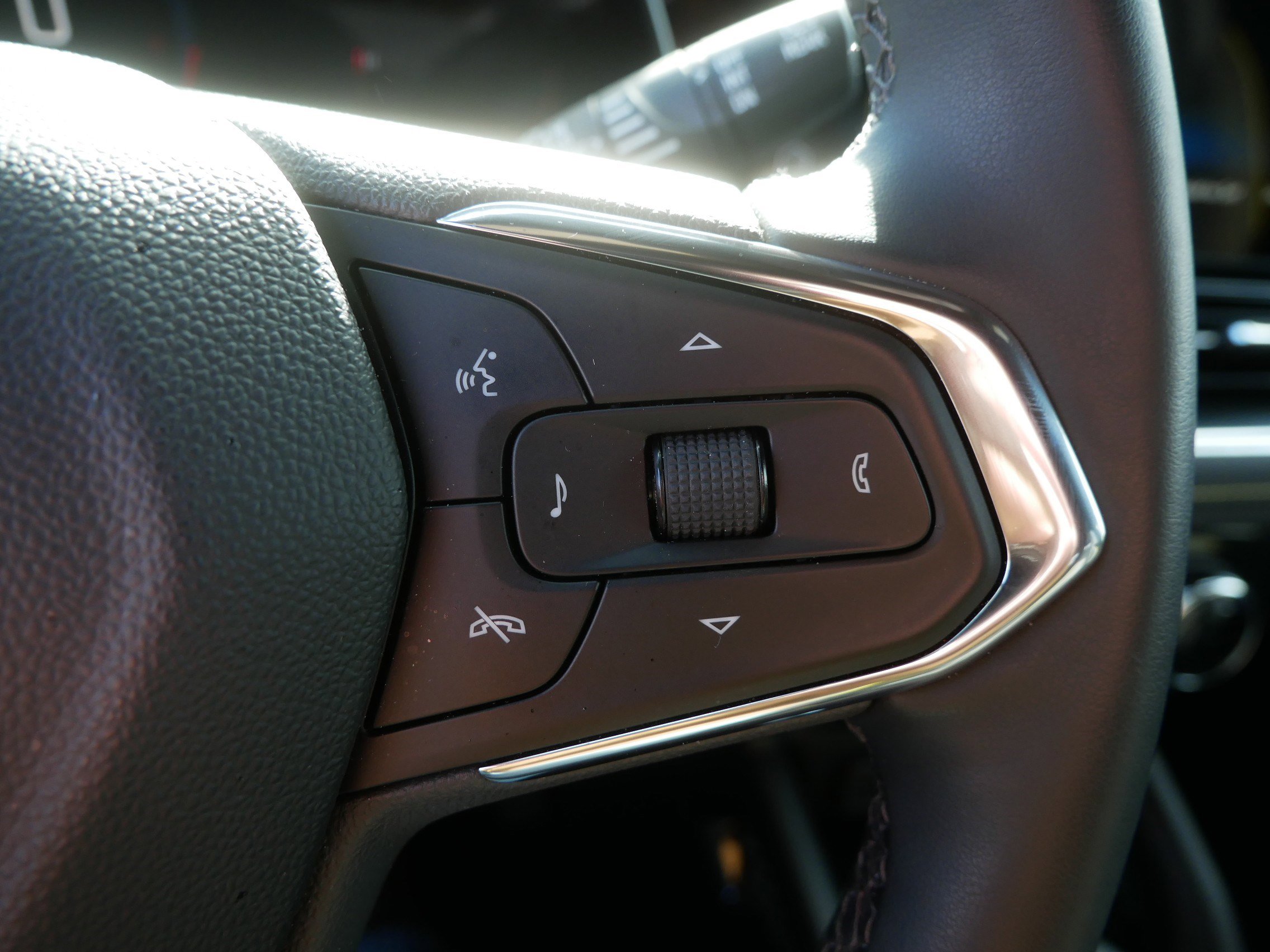 Used 2024 Chevrolet TrailBlazer ACTIV w/ Convenience Package image 25