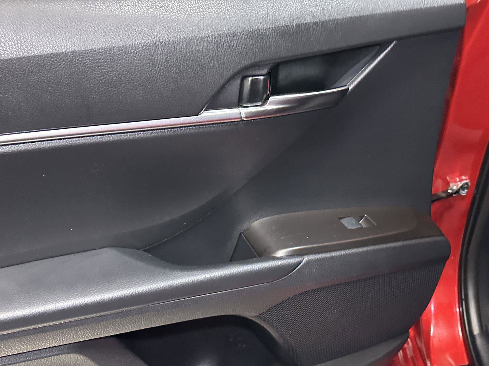 Used 2024 Toyota Camry SE FWD image 31