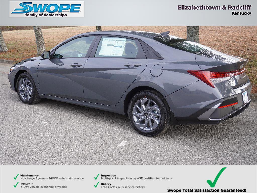 New 2026 Hyundai Elantra Blue image 2