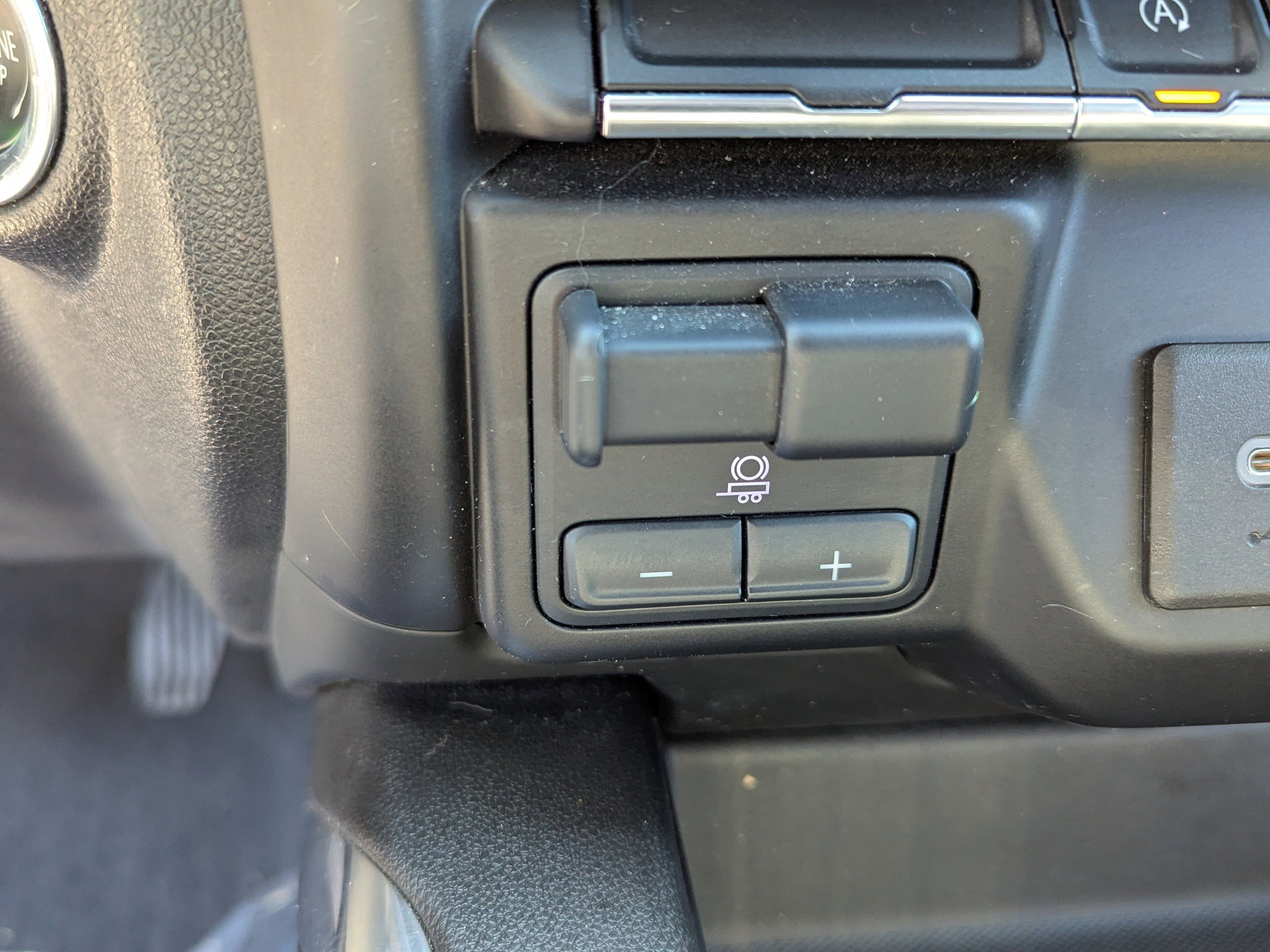 Used 2020 Chevrolet Silverado 1500 RST image 23