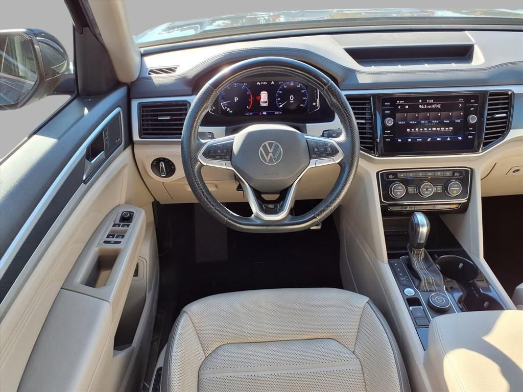 Used 2021 Volkswagen Atlas SEL Premium image 4
