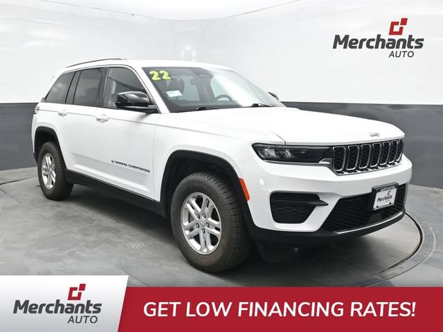 Used 2022 Jeep Grand Cherokee Laredo w/ Luxury Tech Group I