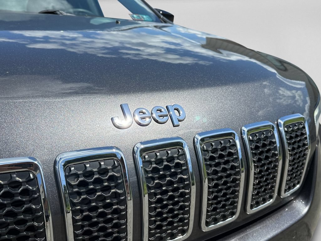 Certified 2022 Jeep Cherokee Limited AWD/4WD image 32