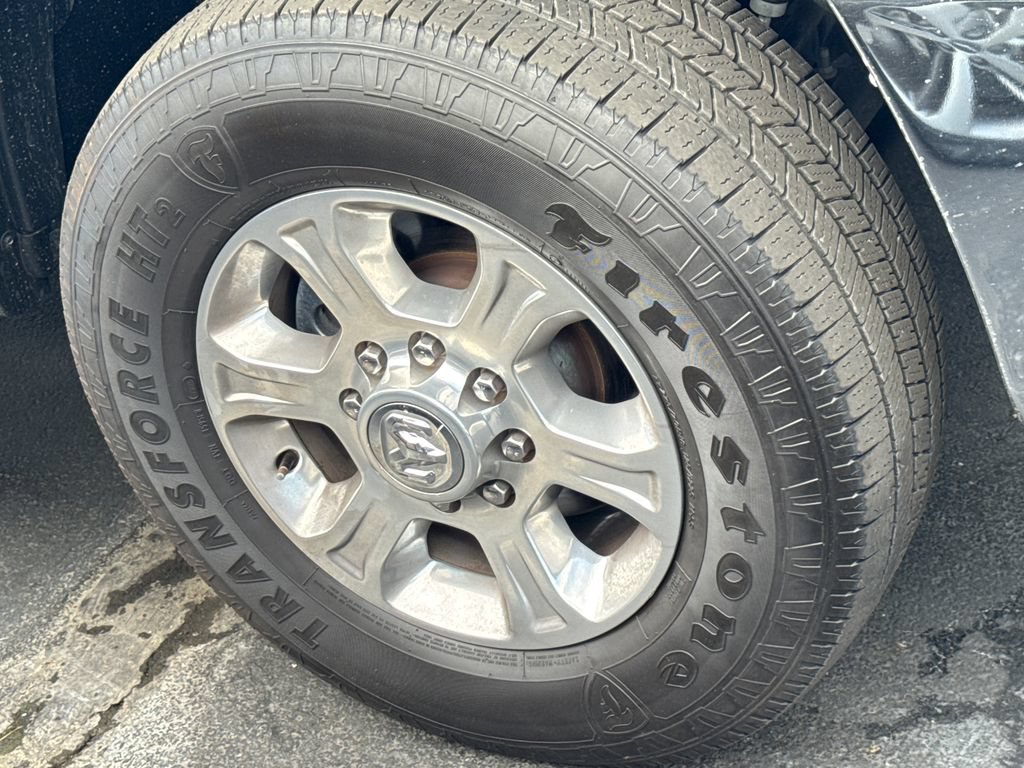 Used 2025 RAM 2500 Big Horn AWD/4WD image 9