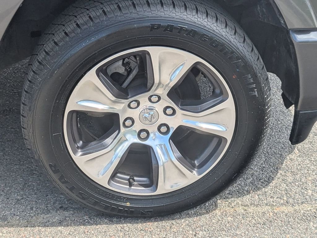 Used 2022 RAM 1500 Laramie AWD/4WD image 16