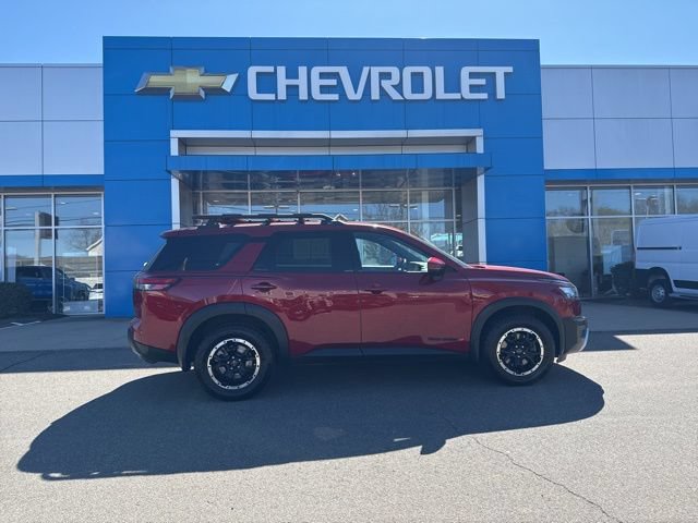 Used 2024 Nissan Pathfinder Rock Creek AWD/4WD image 5