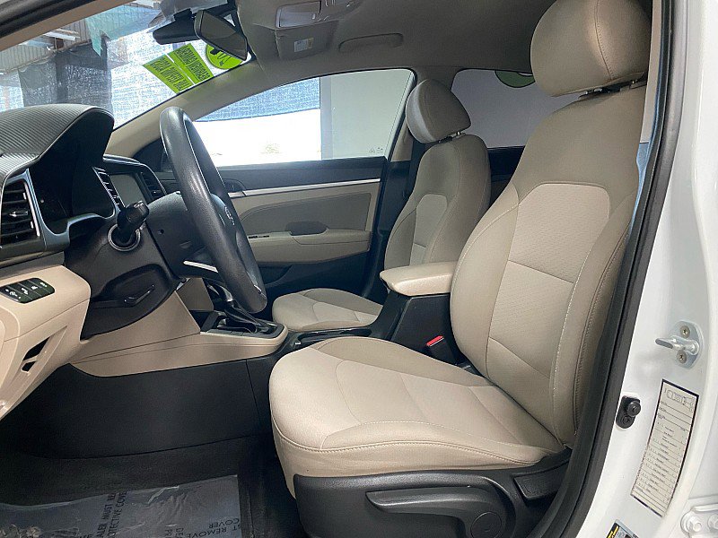 Used 2019 Hyundai Elantra SEL image 11