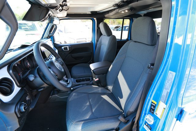 New 2026 Jeep Gladiator Sport image 22