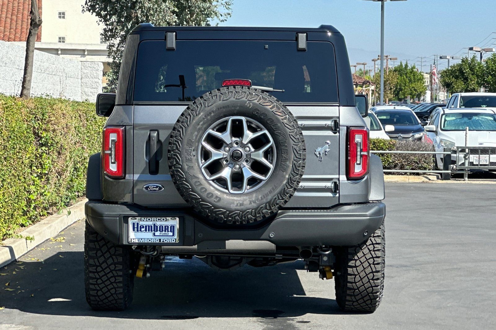 New 2025 Ford Bronco Badlands image 5