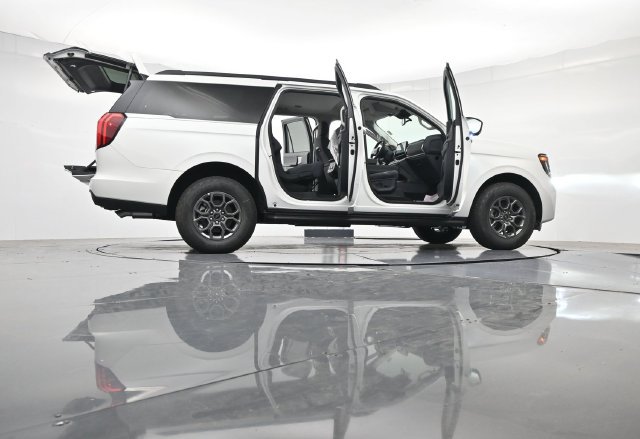 New 2027 Ford Expedition Max Active RWD image 55