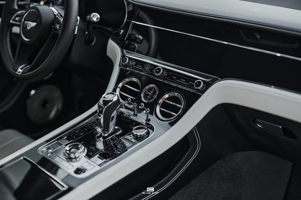 Used 2020 Bentley Continental GT image 19