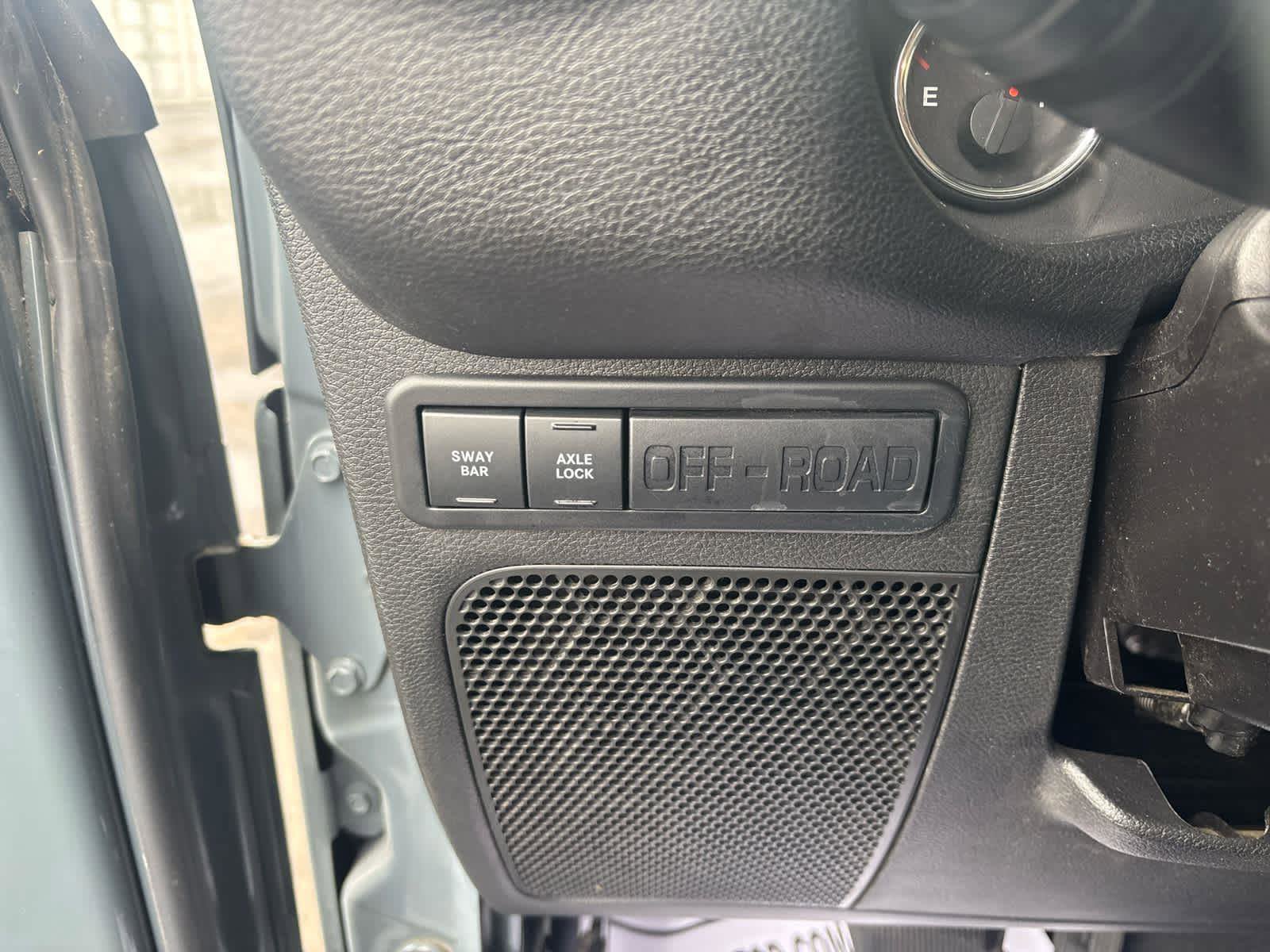 Used 2015 Jeep Wrangler Rubicon w/ Dual Top Group image 19