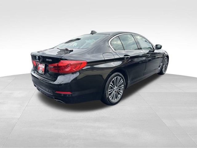 Used 2018 BMW 540i xDrive image 25