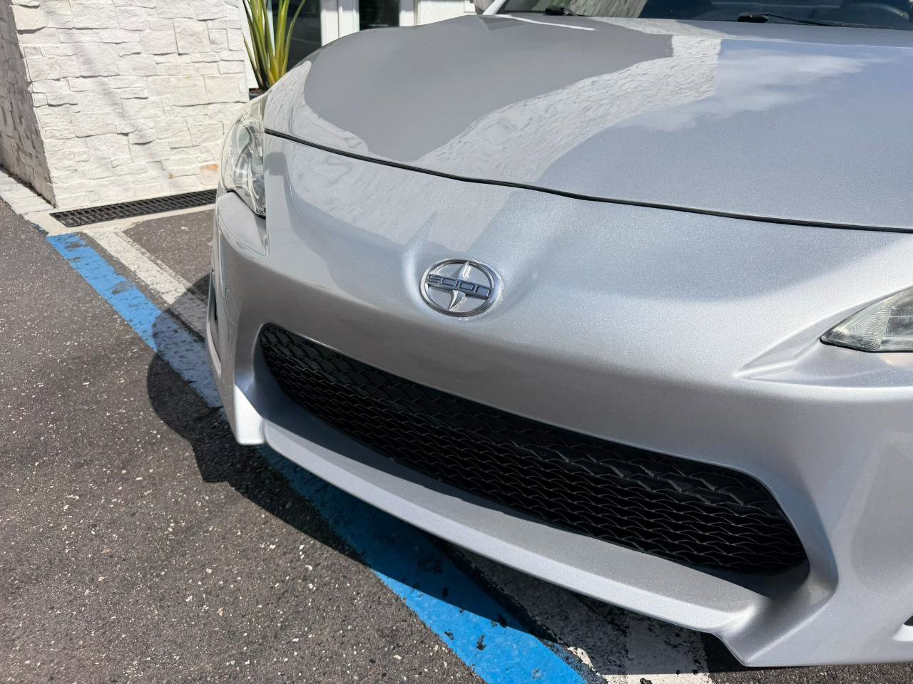 Used 2014 Scion FR-S RWD image 5