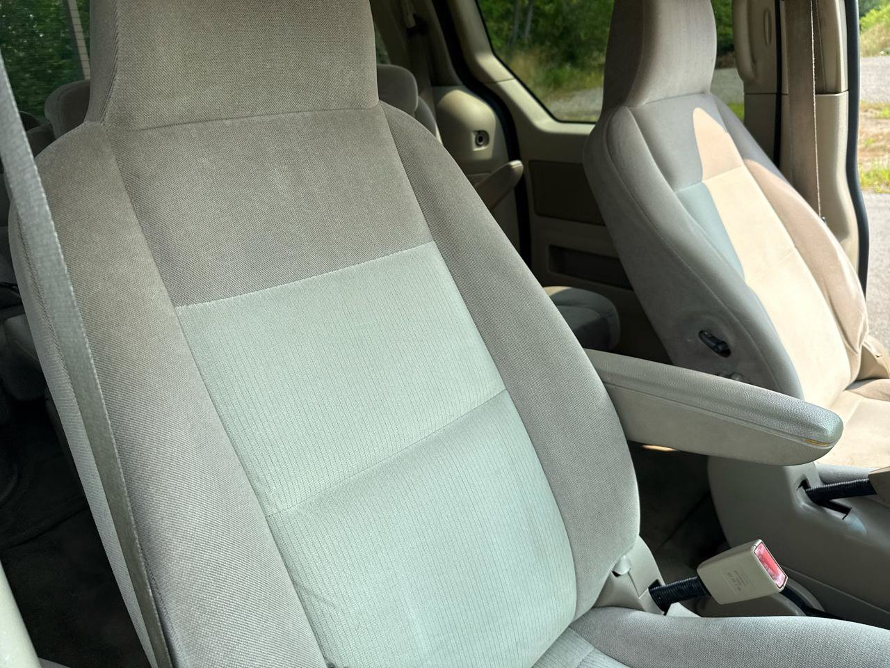 Used 2004 Ford Freestar SES FWD image 24