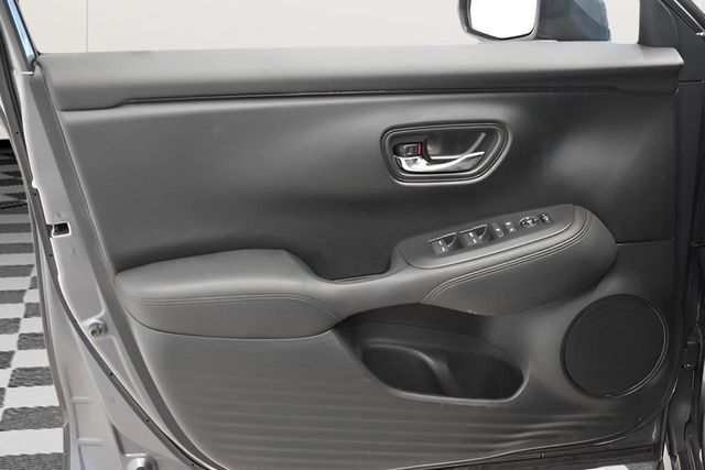 Used 2025 Honda HR-V LX image 22