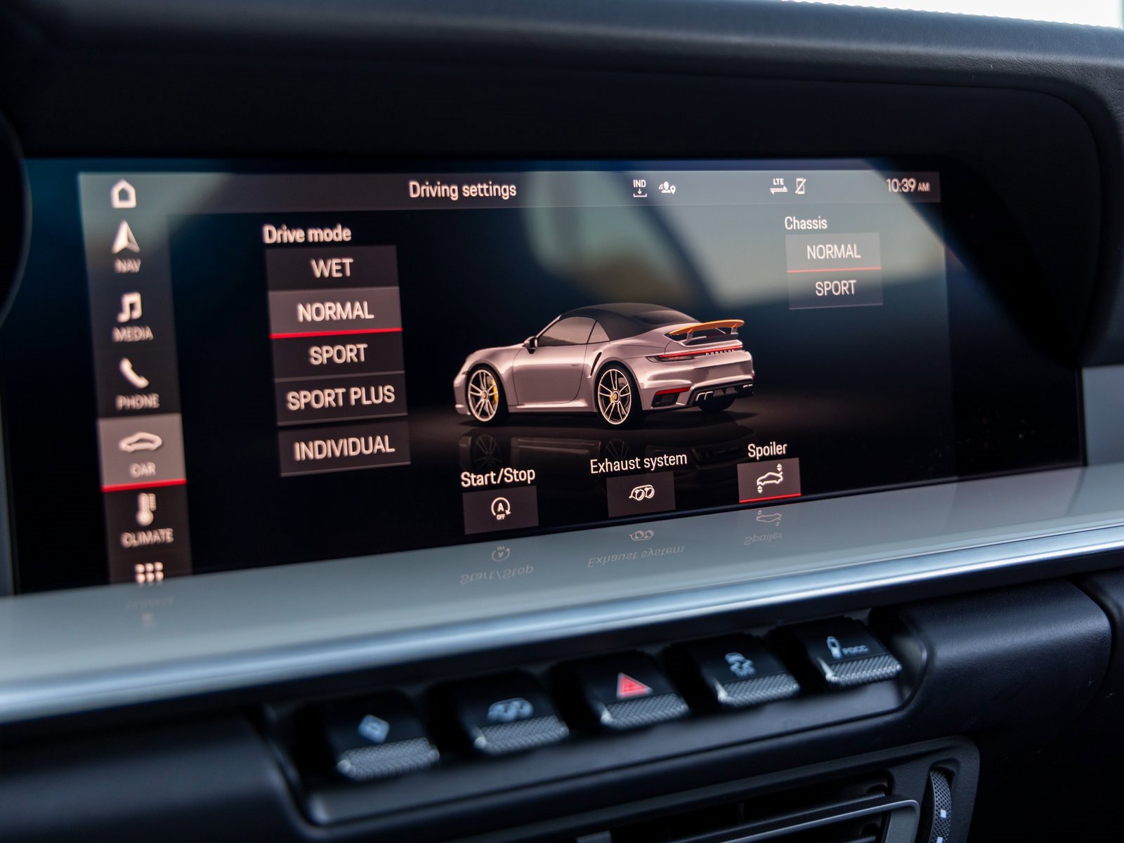 Certified 2021 Porsche 911 Turbo S image 39