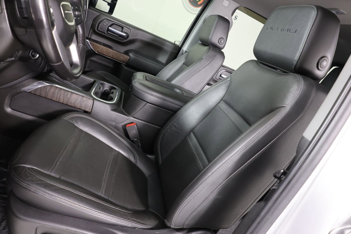 Used 2022 GMC Sierra 2500 Denali w/ Denali Ultimate Package AWD/4WD image 10