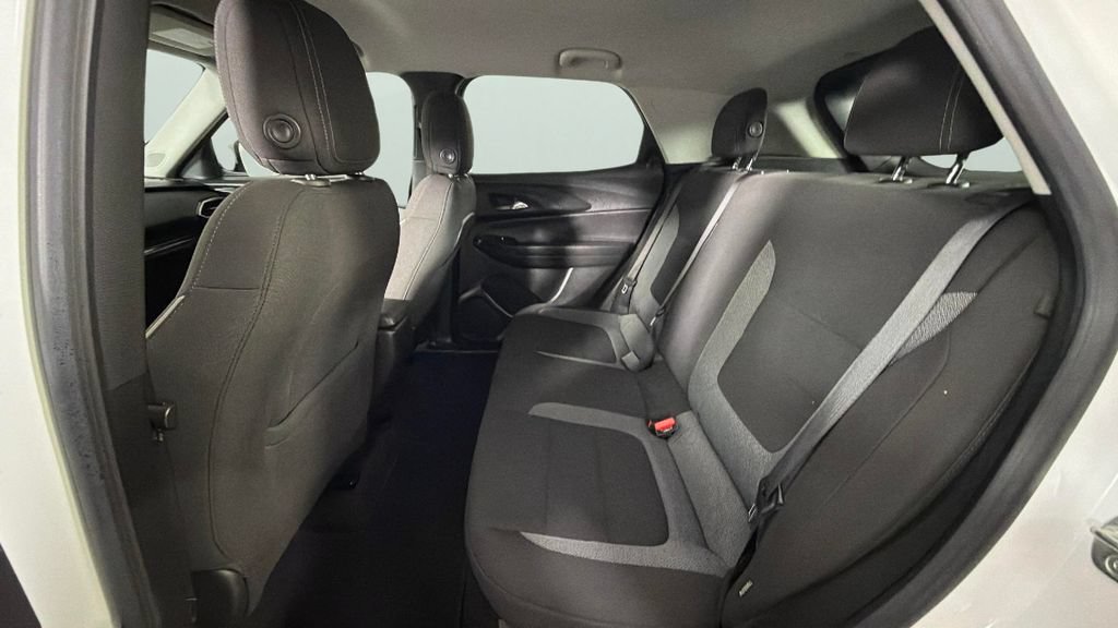 Certified 2023 Chevrolet TrailBlazer LT FWD image 25
