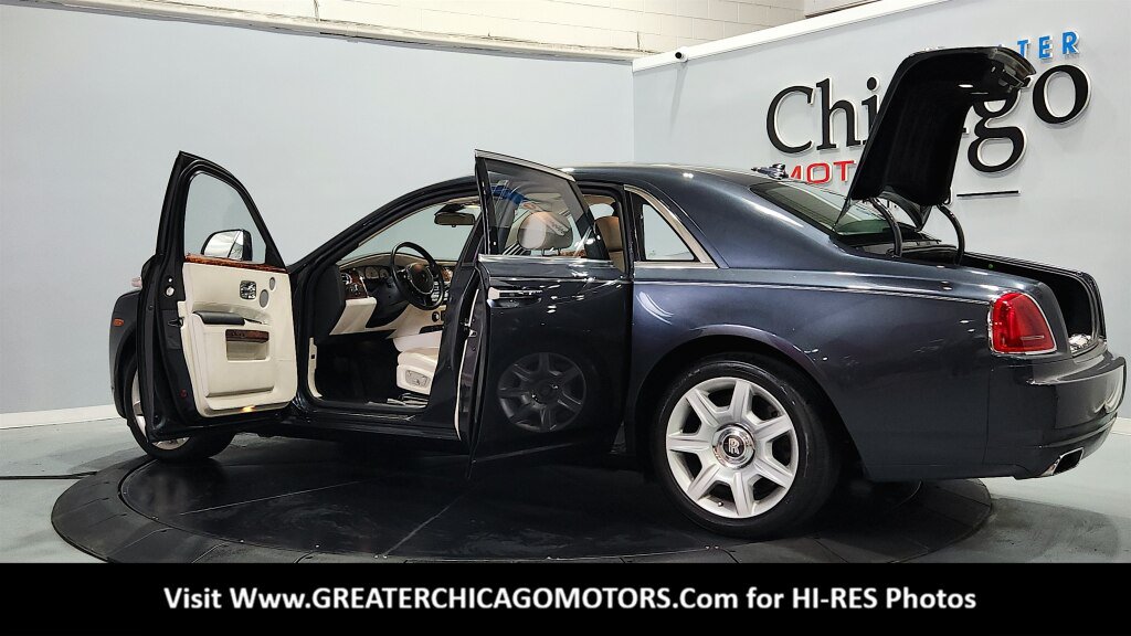 Used 2013 Rolls-Royce Ghost RWD image 11