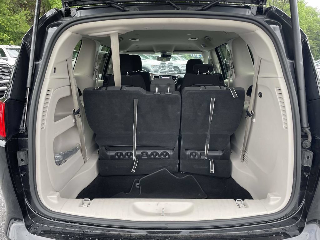 Certified 2023 Chrysler Voyager LX FWD image 42
