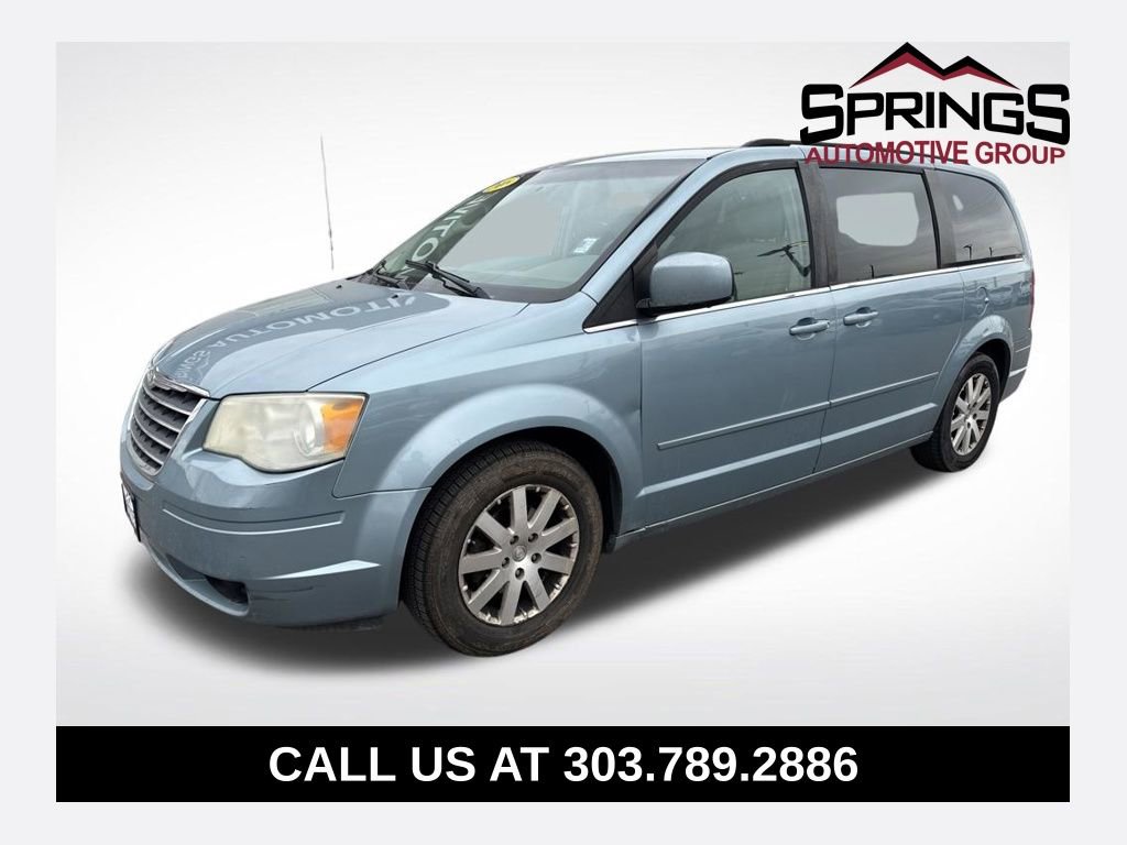 Used 2008 Chrysler Town & Country Touring image 1