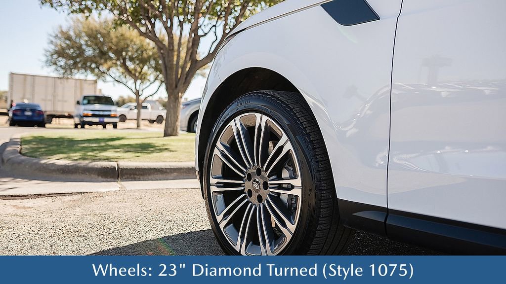 Used 2024 Land Rover Range Rover Sport SE image 11