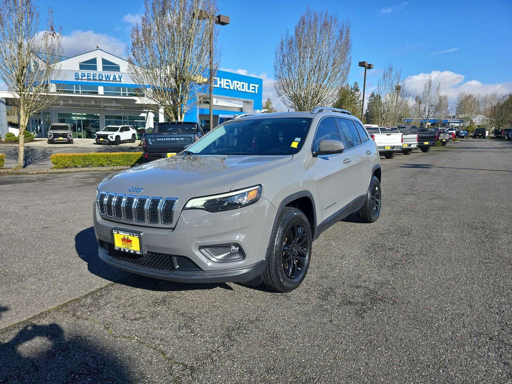 Used 2020 Jeep Cherokee Latitude Plus w/ Cold Weather Group image 2