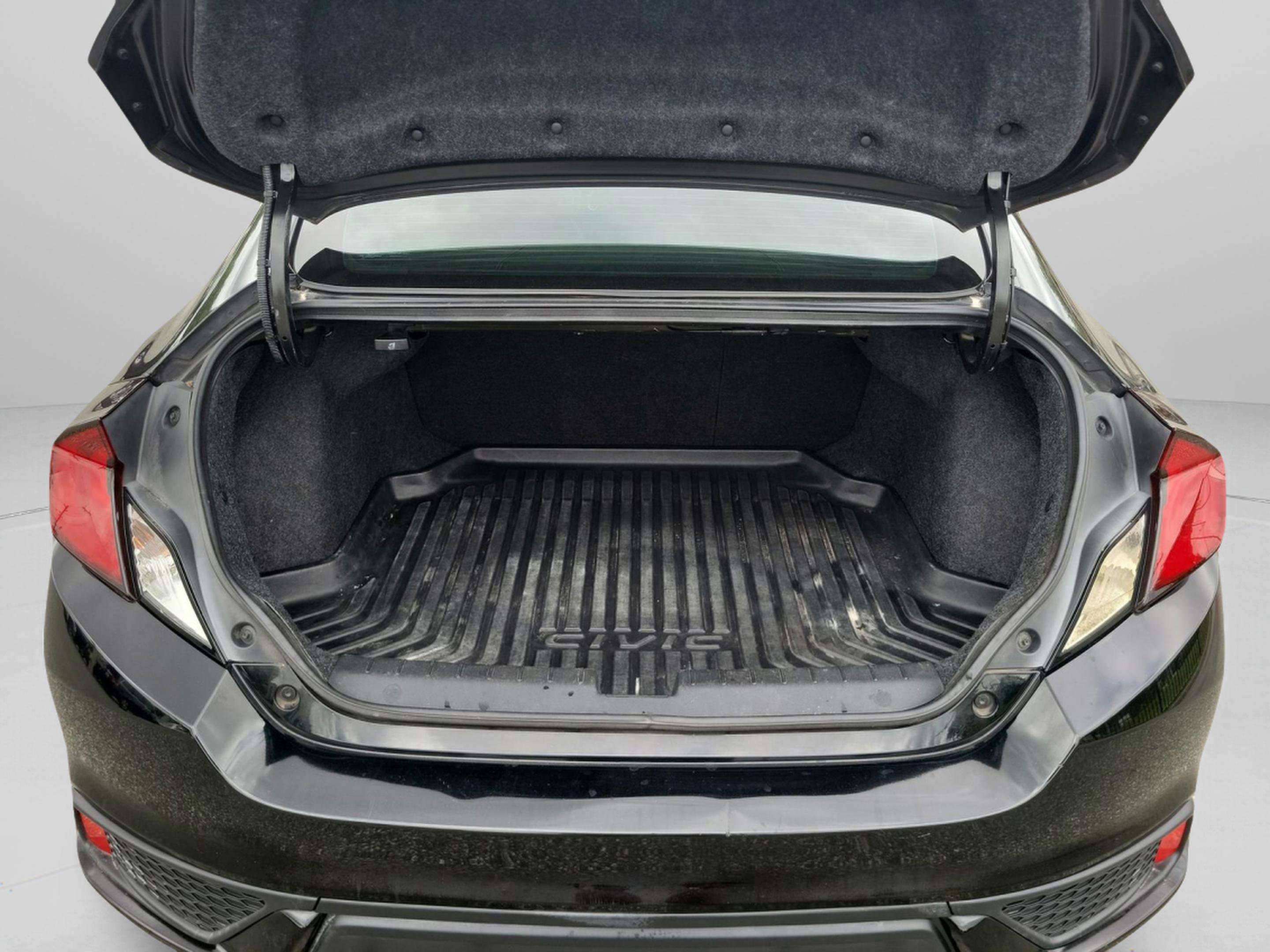 Used 2019 Honda Civic Sport image 29