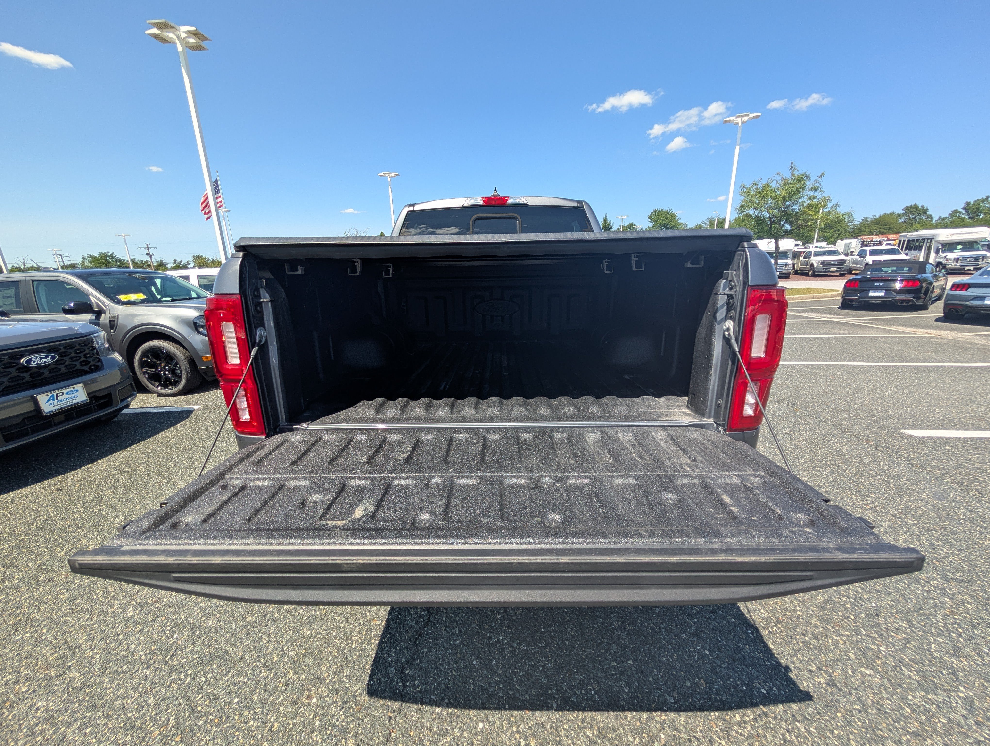 Used 2023 Ford Ranger XLT w/ Equipment Group 302A High AWD/4WD image 11