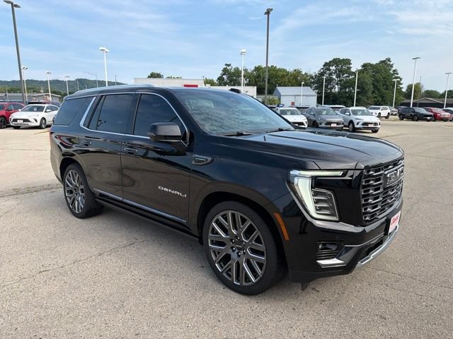 Used 2025 GMC Yukon Denali Ultimate AWD/4WD image 7