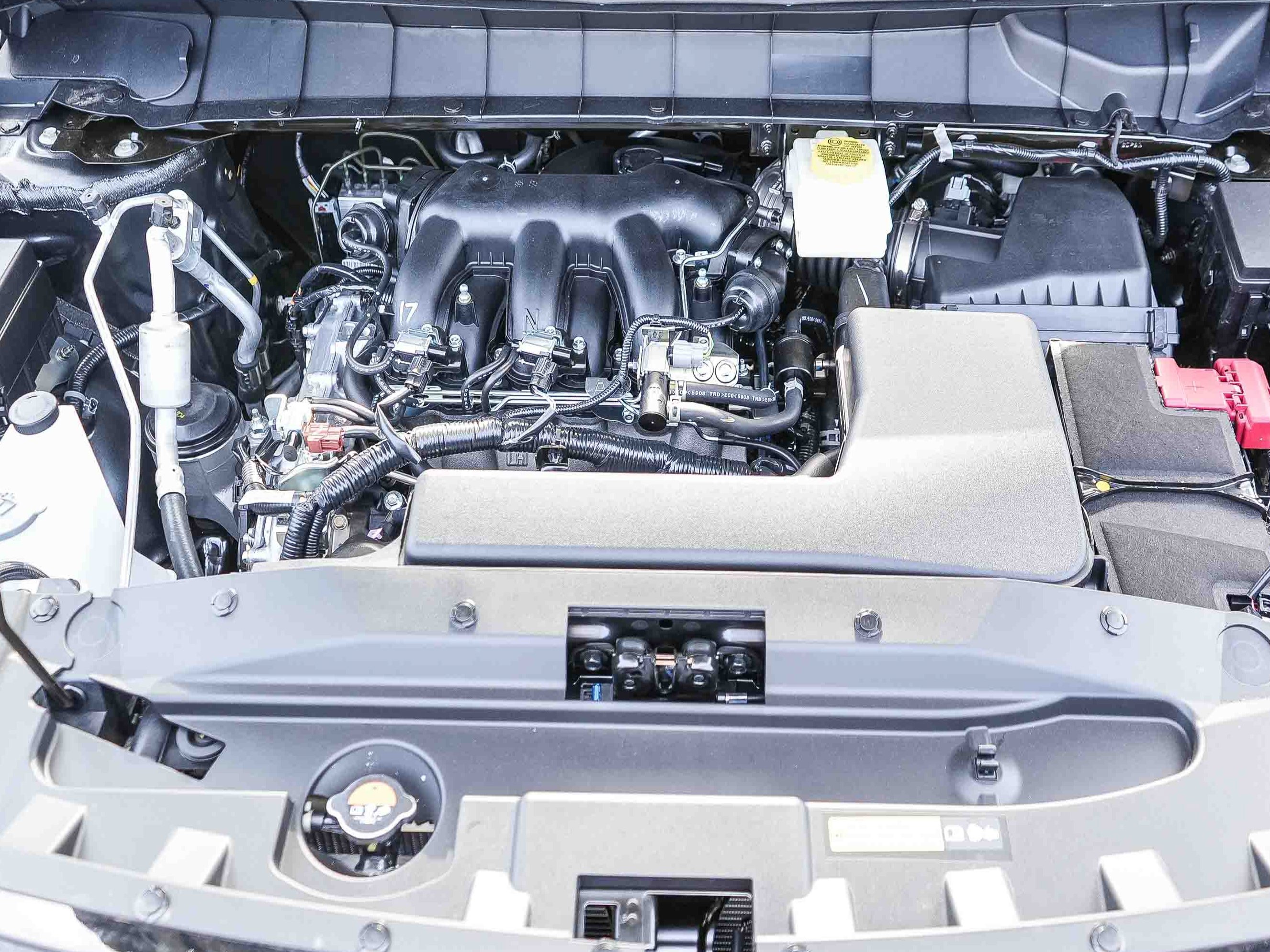 New 2026 Nissan Pathfinder Platinum FWD image 8