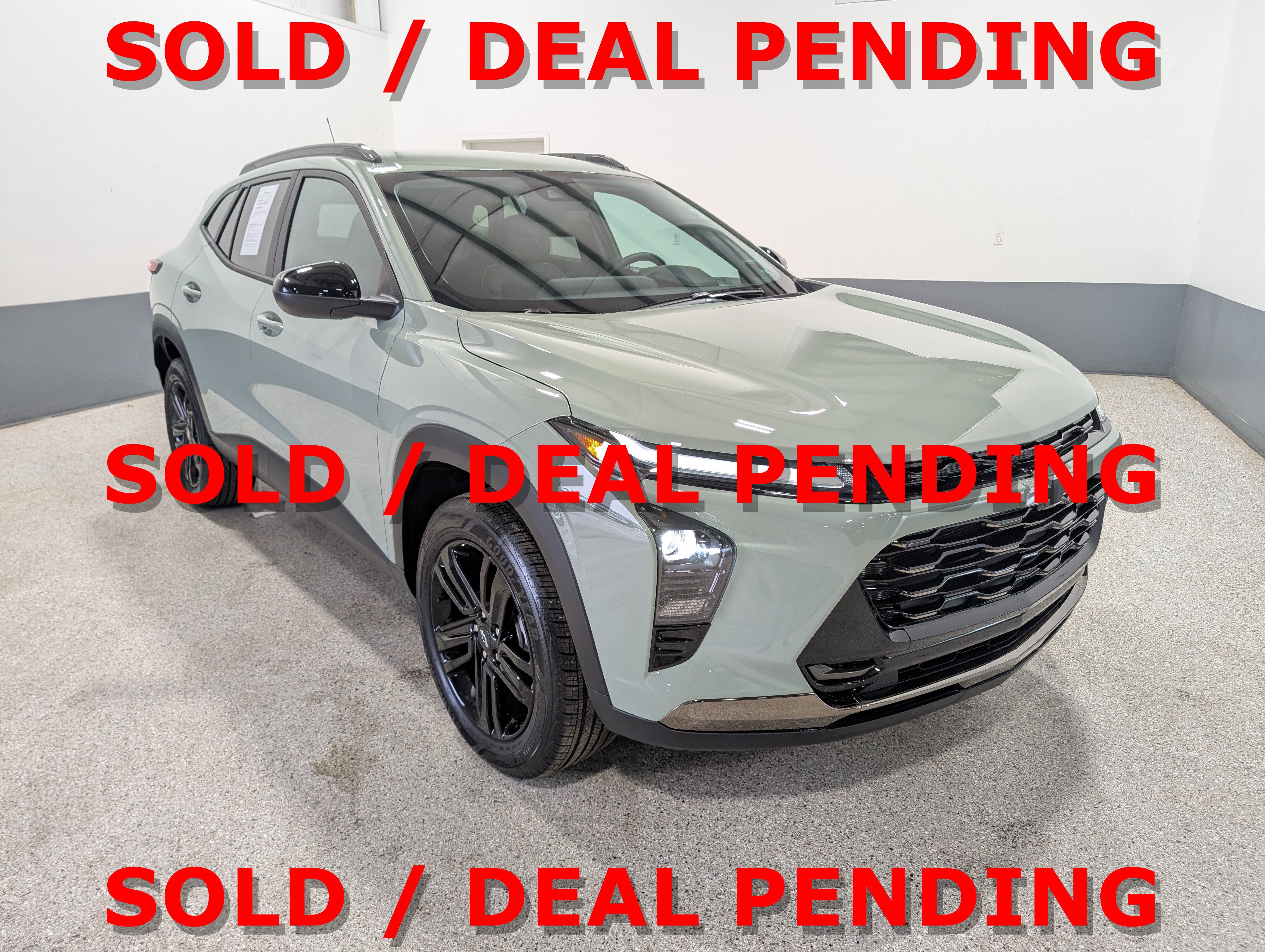 Used 2025 Chevrolet Trax ACTIV w/ Driver Confidence Package