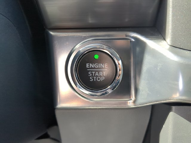Used 2022 Ford F150 Lariat w/ Equipment Group 502A High RWD image 33