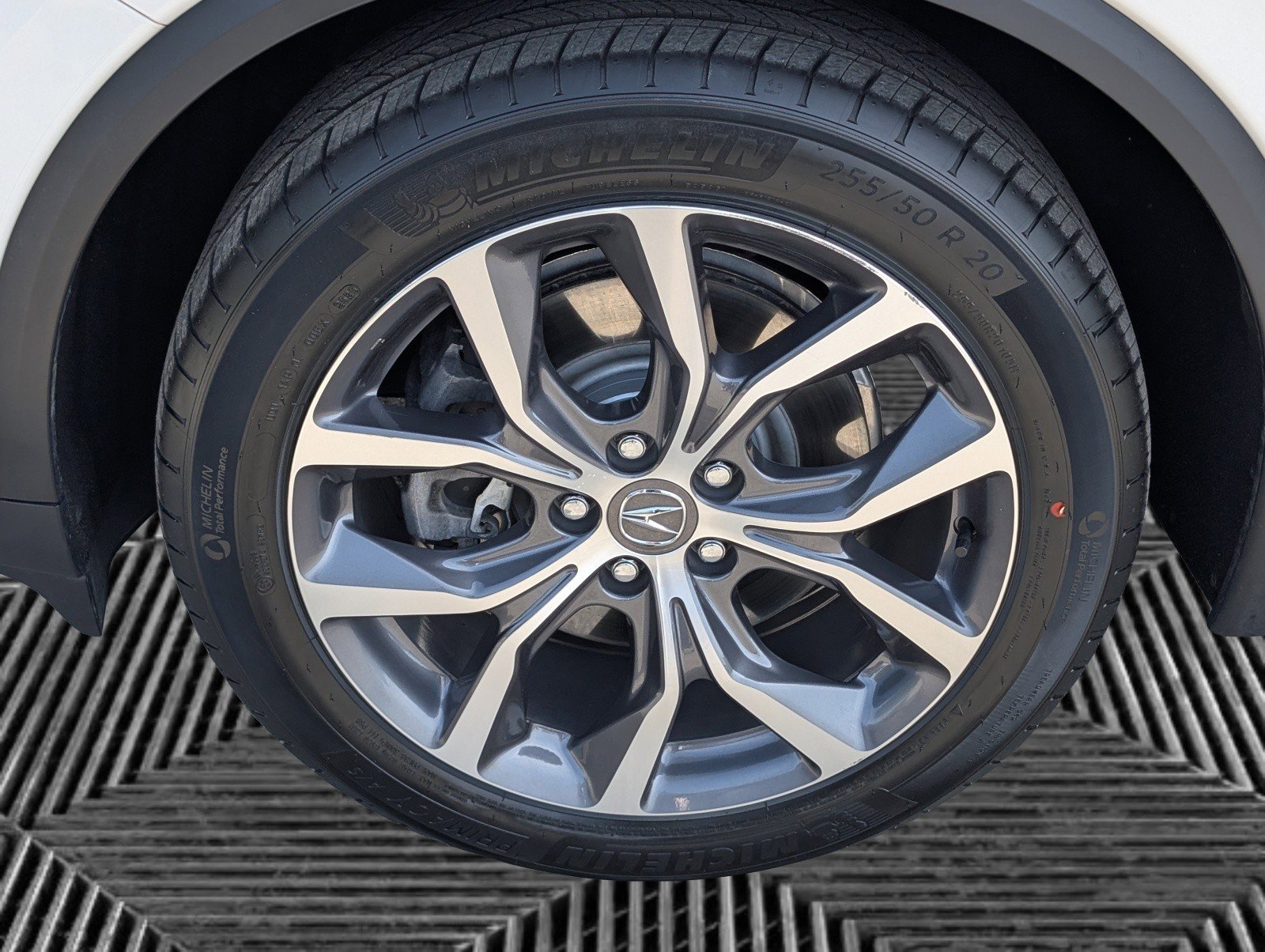 Certified 2023 Acura MDX FWD w/ Technology Package image 26