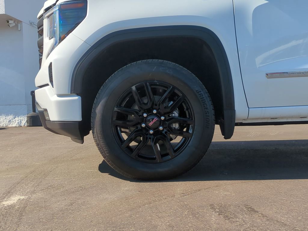 New 2026 GMC Sierra 1500 Elevation image 16