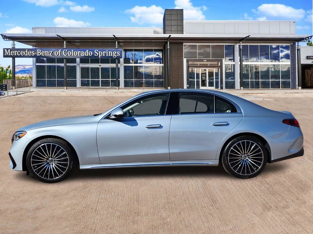 New 2026 Mercedes-Benz E 350 4MATIC Sedan image 4